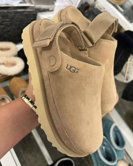 UGG
